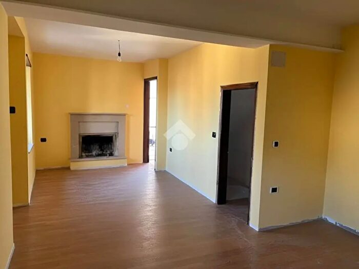 Casa trilocale in vendita in Via Monte Grappa, Amelia