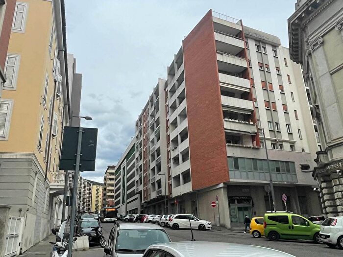 Appartamento bilocale in affitto in Via Fabio Severo, Cologna Università, Trieste