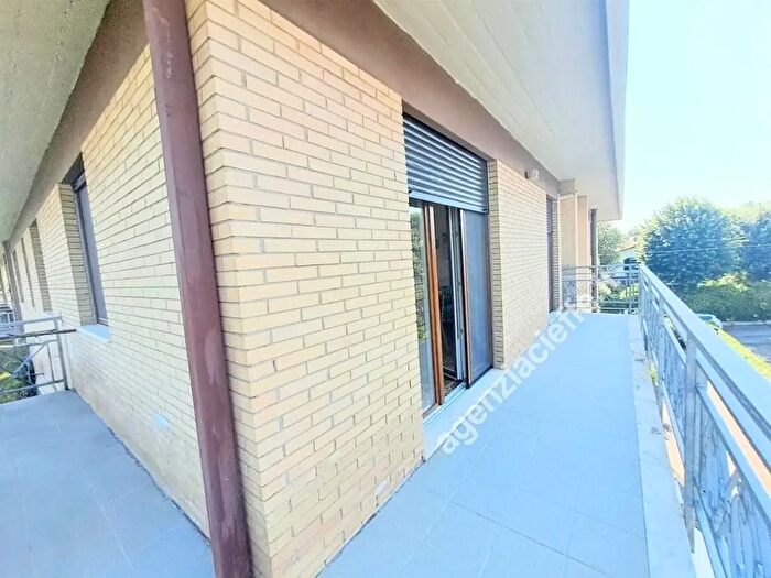 Appartamento quadrilocale in vendita in Massa