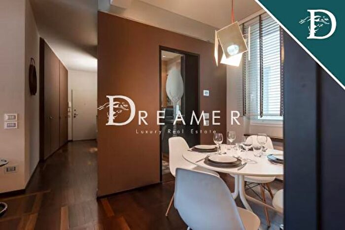 Appartamento con 6 locali in vendita in Borgo San Iacopo, Firenze