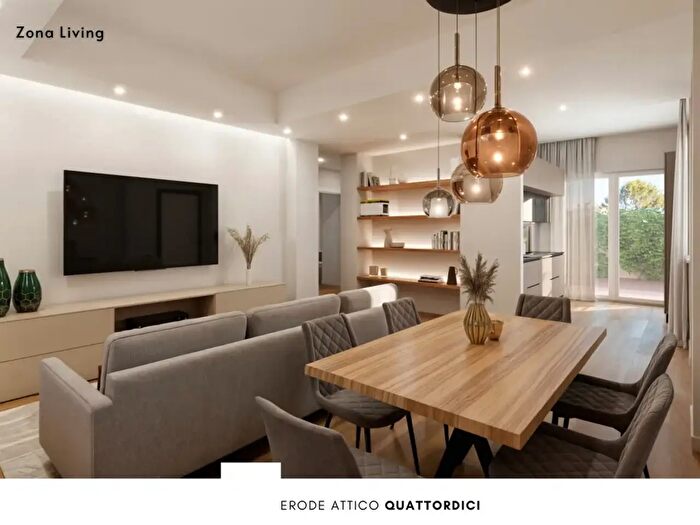 Appartamento con 6 locali in vendita in Via Erode Attico, Roma