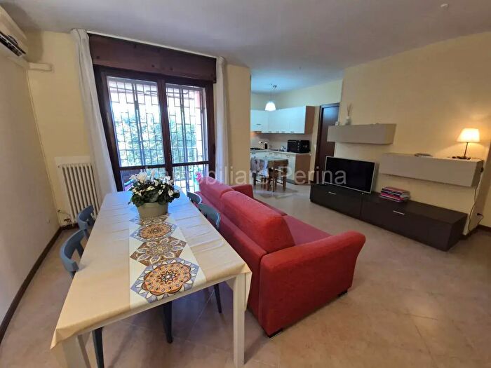 Appartamento bilocale in vendita in Via Lionello Fiumi, Verona