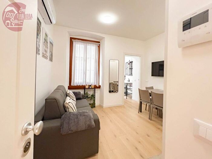 Appartamento bilocale in affitto in Piazza della Borsa, Borgo Teresiano, Trieste