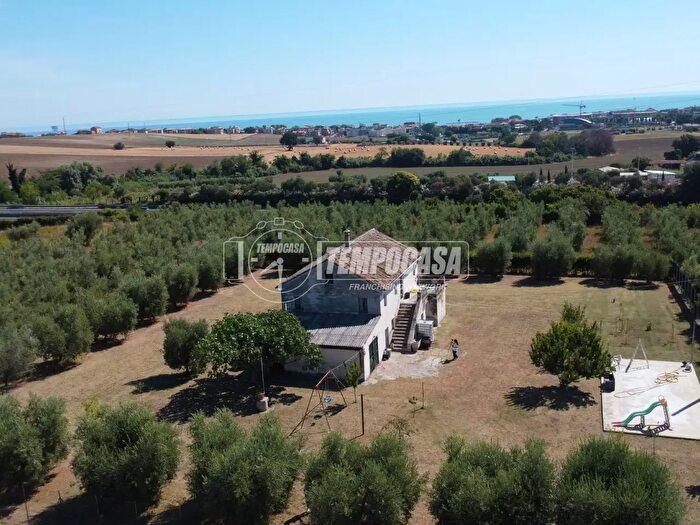 Appartamento con 7 locali in vendita in Porto Sant'Elpidio
