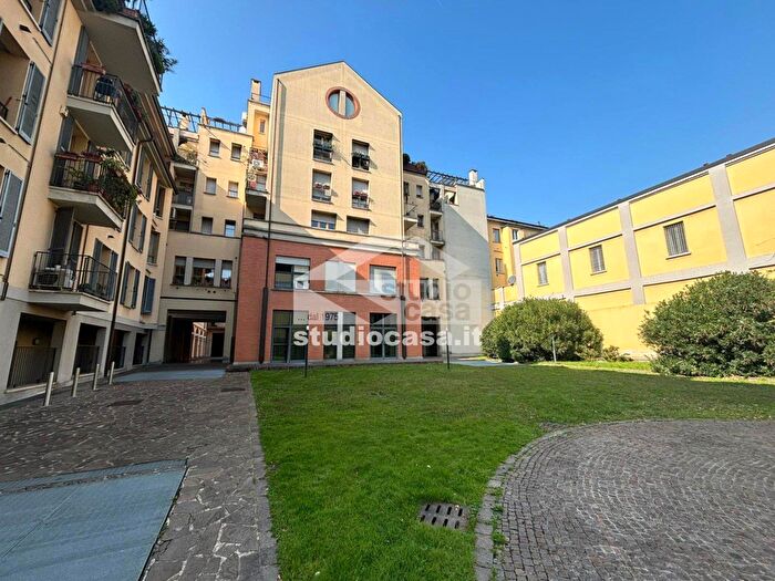 Appartamento bilocale in affitto in Corso San Gottardo, Milano