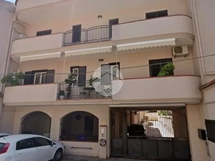 Appartamento trilocale in vendita in Via Achille Grandi, Santa Maria Capua Vetere