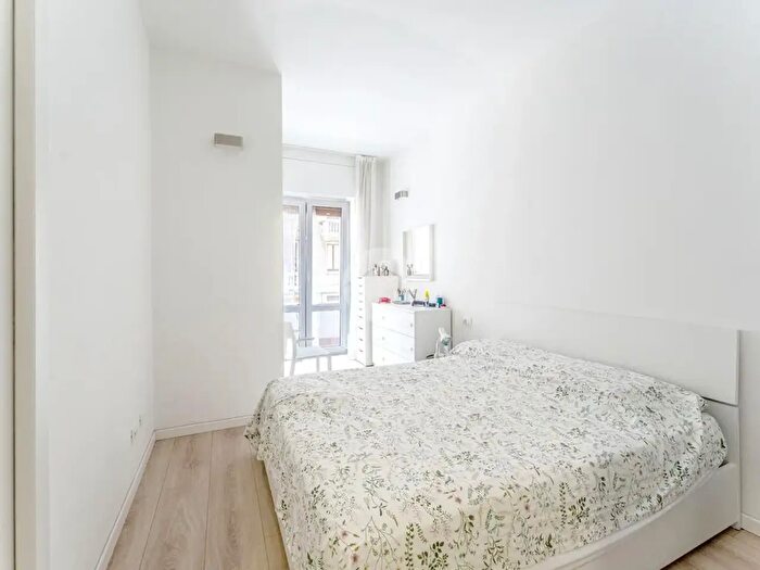 Appartamento bilocale in affitto in Via Luigi Federico Menabrea, Milano