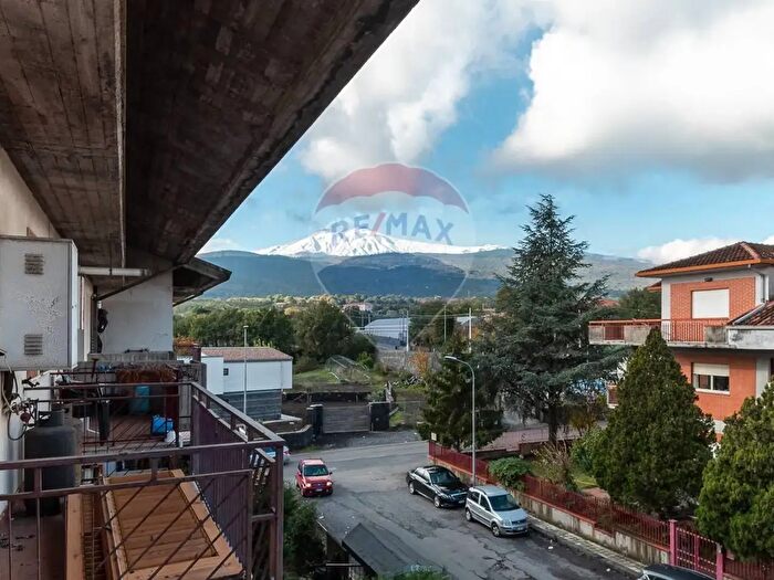 Appartamento bilocale in vendita in Via Falcone, Linguaglossa