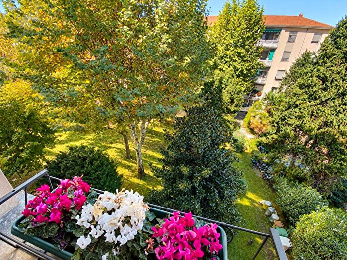 Appartamento bilocale in vendita in Via Jacopino da Tradate, Certosa, Milano