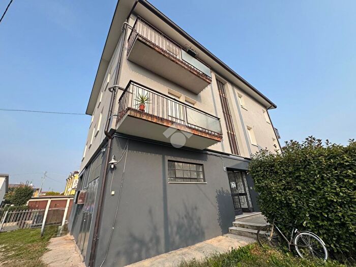 Appartamento trilocale in vendita in Via Provinciale Sud, Pianiga