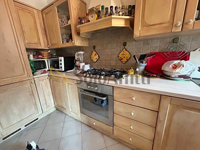 Appartamento quadrilocale in affitto in Via Uberto Benvoglienti, Petriccio Acquacalda, Siena