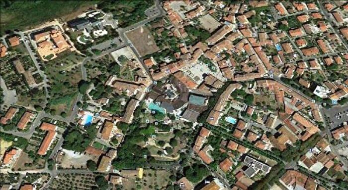 Appartamento con 6 locali in vendita in Via Contessa Matilde, Casciana Terme Lari