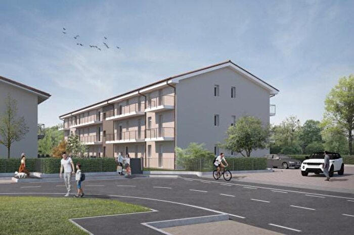 Appartamento quadrilocale in vendita in Via Aurelia, Loreggia