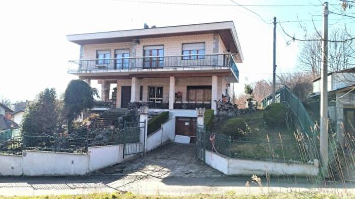 Casa con 6 locali in vendita in Via Piano Audi, Corio