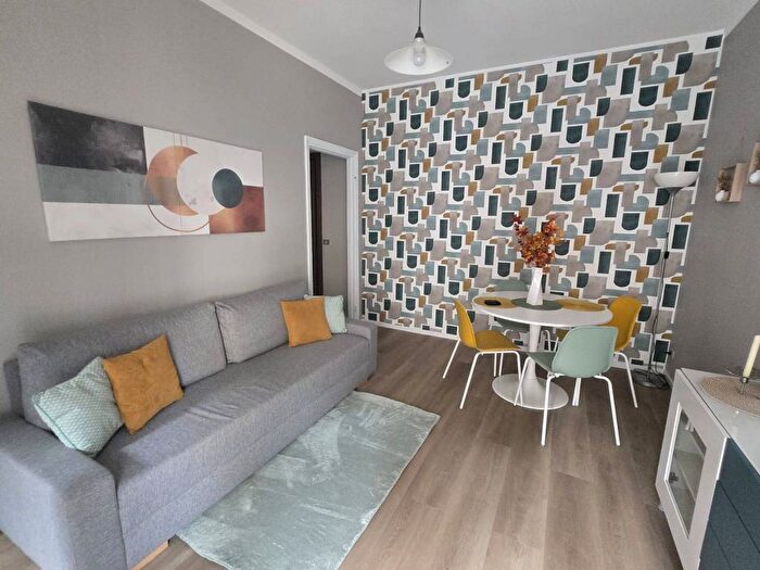 Appartamento bilocale in affitto in Via Andrea Solari, Solari, Milano