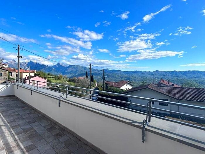 Appartamento con 5 locali in affitto in Agnino, Fivizzano