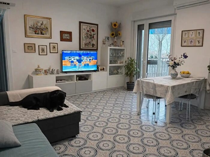 Appartamento trilocale in vendita in Monfalcone