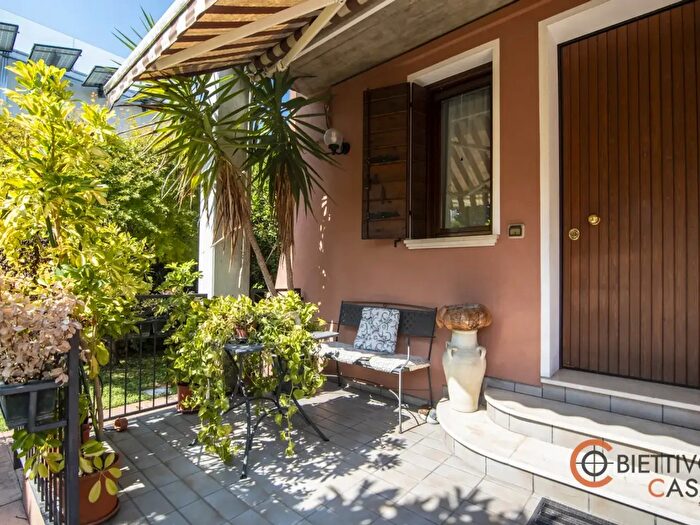 Casa con 5 locali in vendita in Via Rigotti, Cadoneghe
