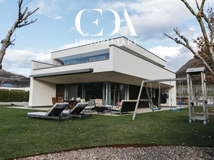 Casa con 5 locali in vendita in Via della Selva, Trento