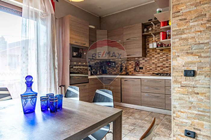 Casa quadrilocale in vendita in Via Fermi E, Veduggio Con Colzano