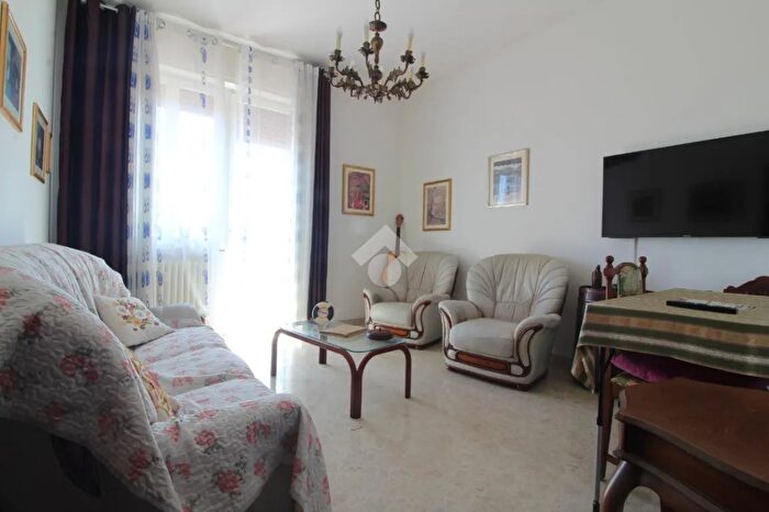 Appartamento quadrilocale in vendita in Via Monte Camicia, Pescara