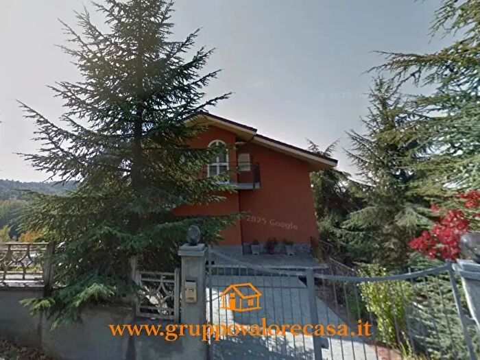 Appartamento quadrilocale in vendita in Ponzone