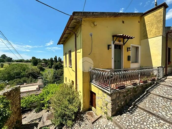 Appartamento trilocale in vendita in Strada Ortaccio, Otricoli
