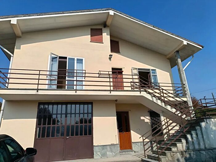Casa con 5 locali in vendita in Strada Casale Asti, San Giorgio Monferrato
