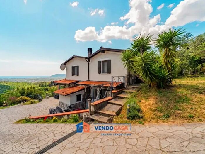 Casa con 5 locali in vendita in Via Palazzina, Fosdinovo