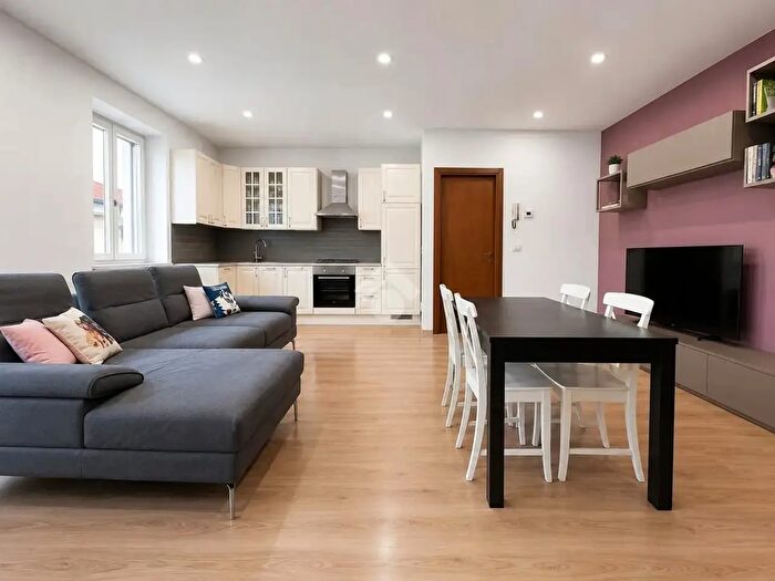 Appartamento trilocale in vendita in Via Giacomo Puccini, Manerbio