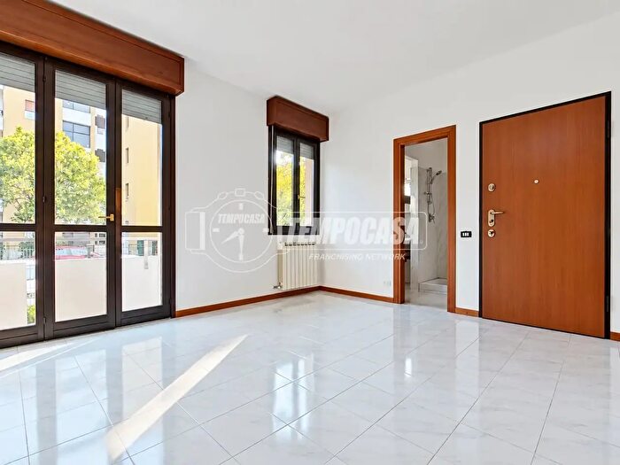 Appartamento trilocale in vendita in Via Preposto Mezzera, Seveso
