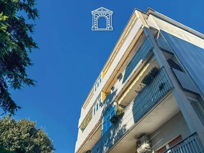 Appartamento trilocale in affitto in Via Romagna, Trieste