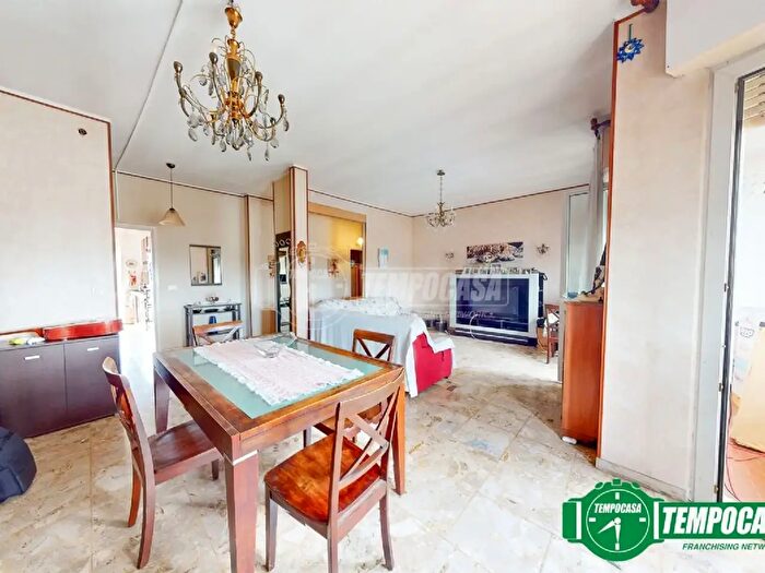 Appartamento quadrilocale in vendita in Via Achille Sclavo, Alessandria