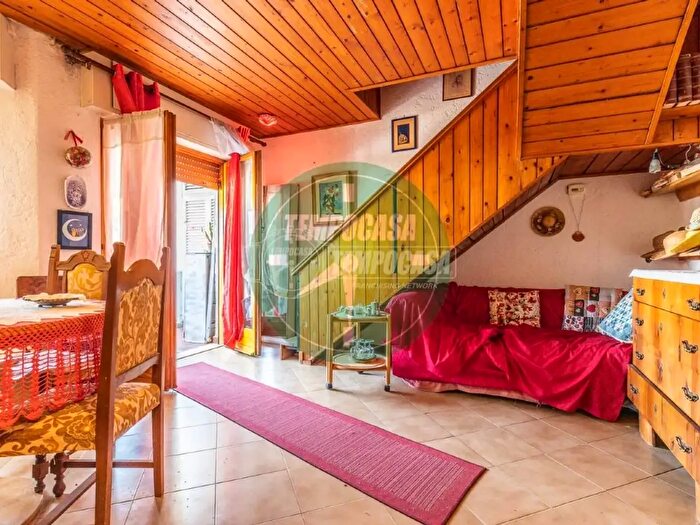 Appartamento bilocale in vendita in Via Todi, Cerveteri