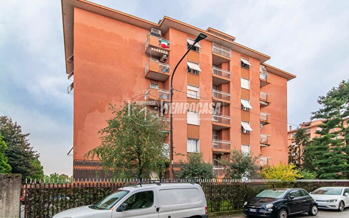 Appartamento trilocale in vendita in Desio