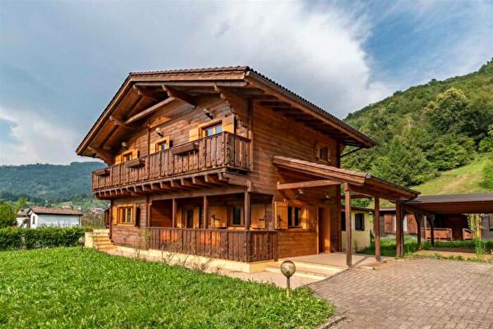 Case in Vendita e in Affitto - 2