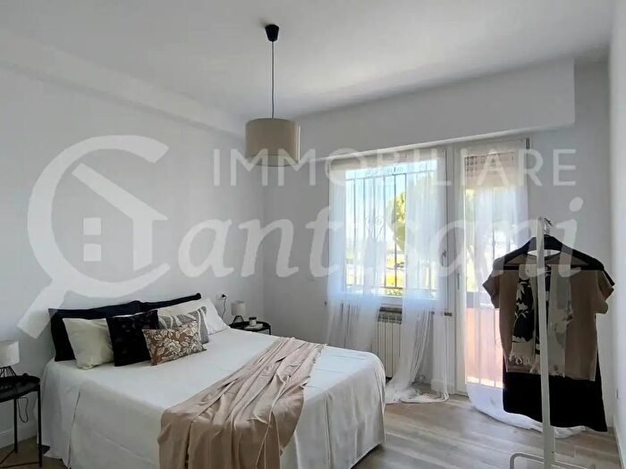 Appartamento trilocale in vendita in Via Niccolò Piccinni, Firenze