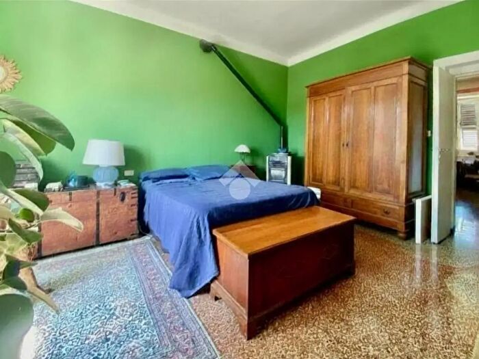 Appartamento con 5 locali in vendita in Via Camillo Benso di Cavour, Novi Ligure