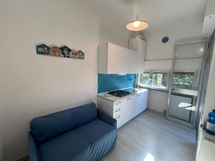 Appartamento bilocale in affitto in Lido di Camaiore, Camaiore