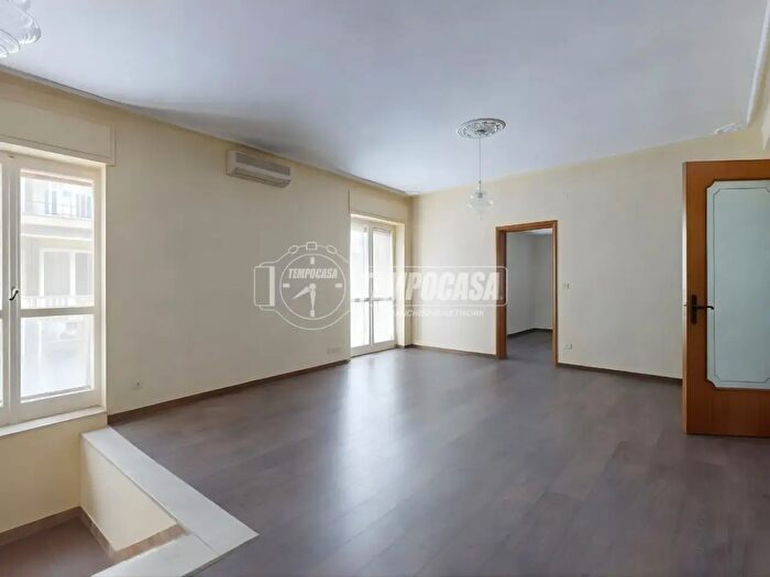 Appartamento con 5 locali in vendita in Via Don Cesare Franco, Acquaviva Delle Fonti