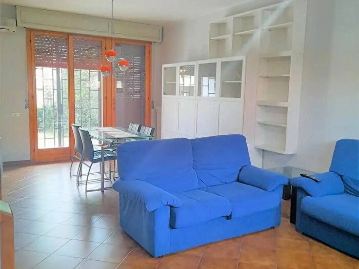 Casa con 5 locali in affitto in Via Salvemini, Bologna