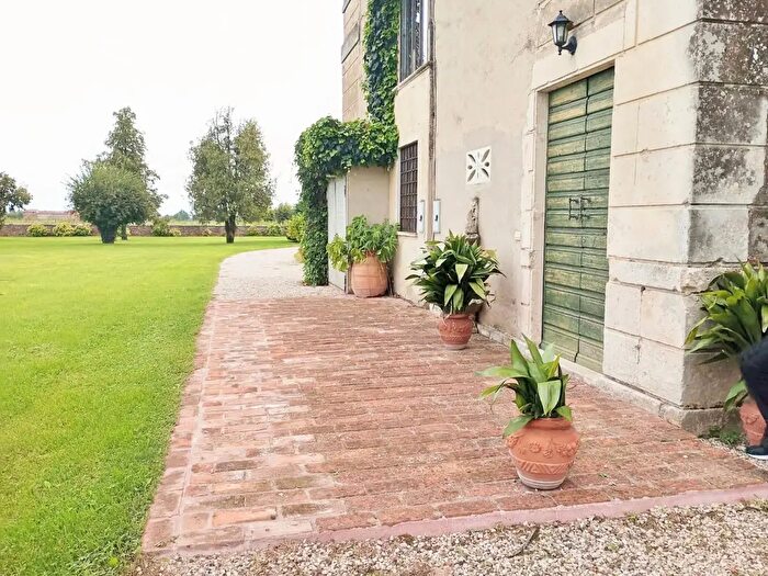 Appartamento bilocale in affitto in Via a Palladio, Dueville