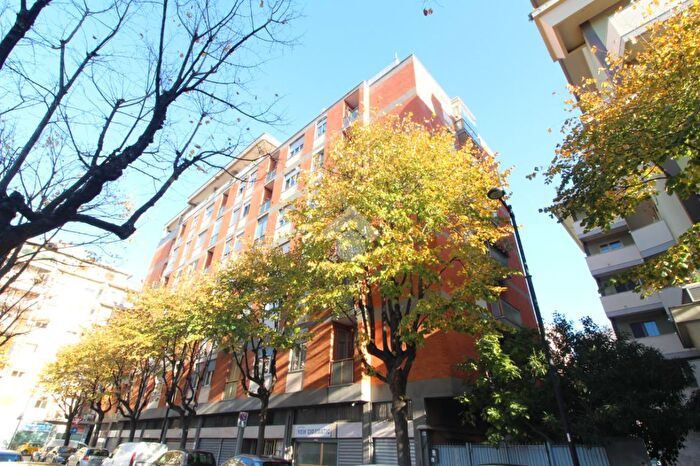 Appartamento trilocale in vendita in Via Lazio, Pescara