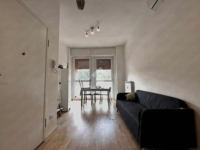 Appartamento bilocale in affitto in Francesco gonin, Giambellino, Milano
