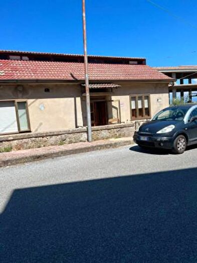 Appartamento quadrilocale in vendita in Via Adua, Zungri