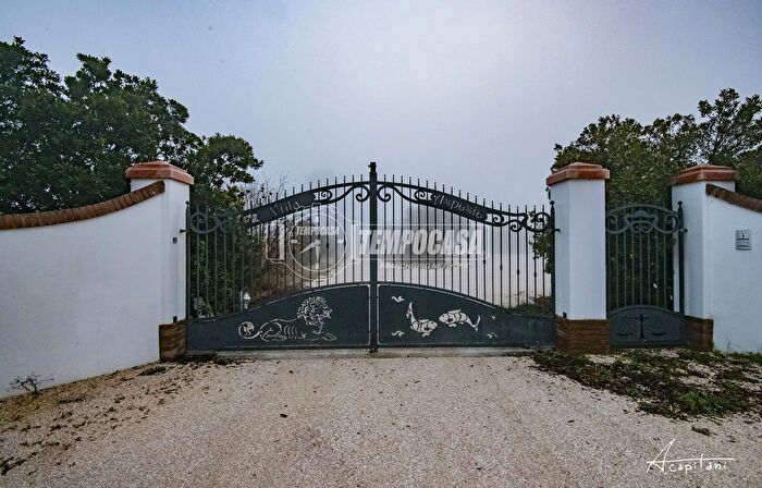 Casa con 5 locali in vendita in Via Palmieri, Cesena