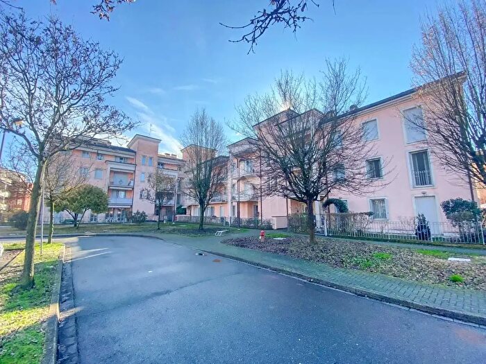 Appartamento trilocale in vendita in Via Lugli Carlo, Carpi