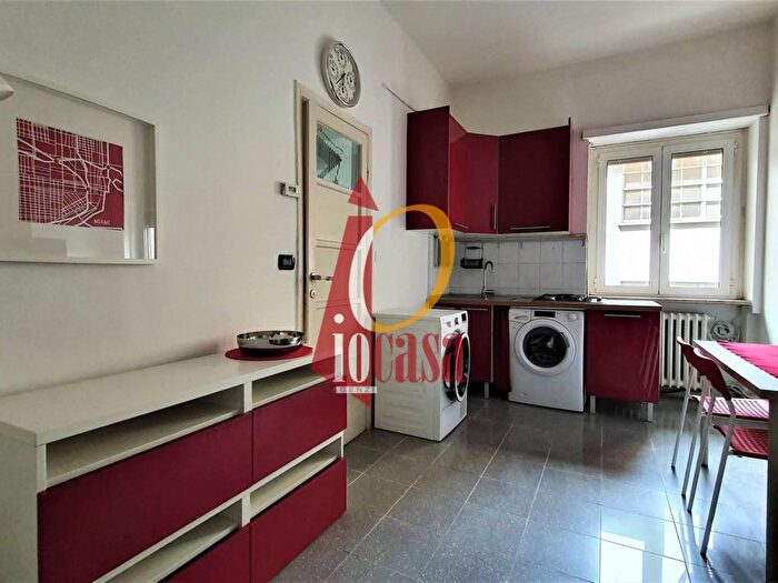 Appartamento monolocale in affitto in Via Carlo Botta, Porta Romana Medaglie d'Oro, Milano