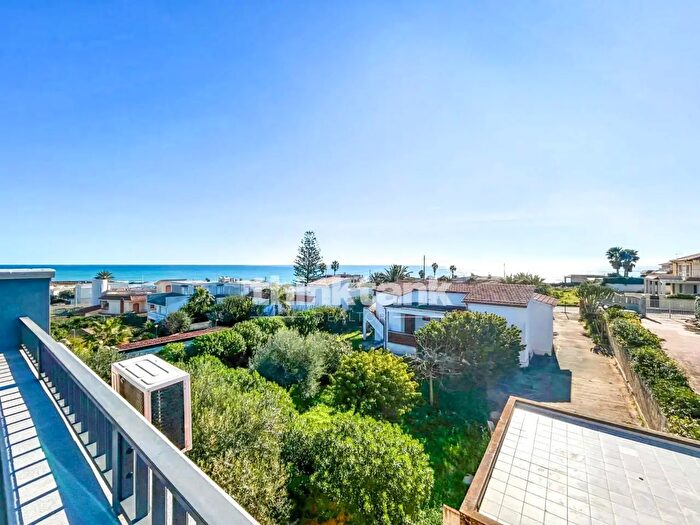 Casa trilocale in vendita in V Strada San Lorenzo, Noto