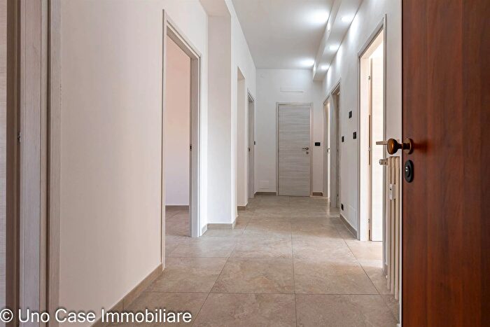 Appartamento con 5 locali in vendita in Via Torino Ivrea, Ivrea